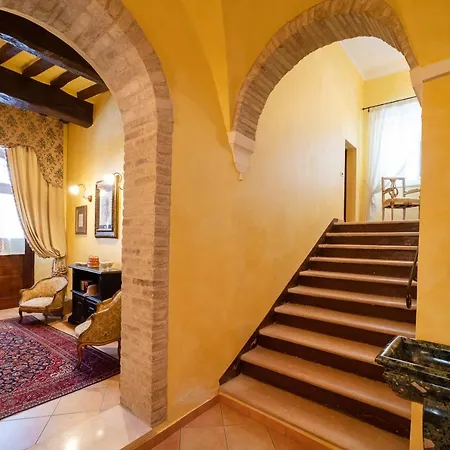 Degli Alessandri Palace Hotell *